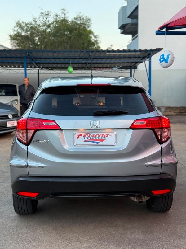 Honda HR-V LX CVT 1.8 2018 FERREIRA VEÍCULOS VENÂNCIO AIRES / Carros no Vale