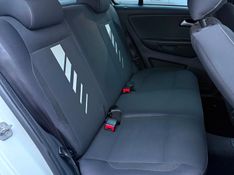 Volkswagen FOX RUN 1.6 8V 2017 FERREIRA VEÍCULOS VENÂNCIO AIRES / Carros no Vale