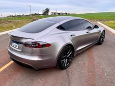 TESLA MODEL S ELÉTRICO PLAID 2021/2021 FÁBIO BERNARDES PORTO ALEGRE / Carros no Vale
