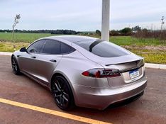 TESLA MODEL S ELÉTRICO PLAID 2021/2021 FÁBIO BERNARDES PORTO ALEGRE / Carros no Vale
