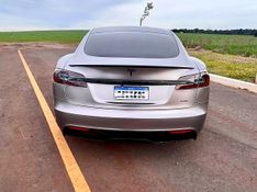 TESLA MODEL S ELÉTRICO PLAID 2021/2021 FÁBIO BERNARDES PORTO ALEGRE / Carros no Vale