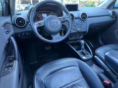 Audi A1 Sportback 1.4 TFSI 5p S-tronic 2013/2014 CONCEPT MOTORS PASSO FUNDO / Carros no Vale