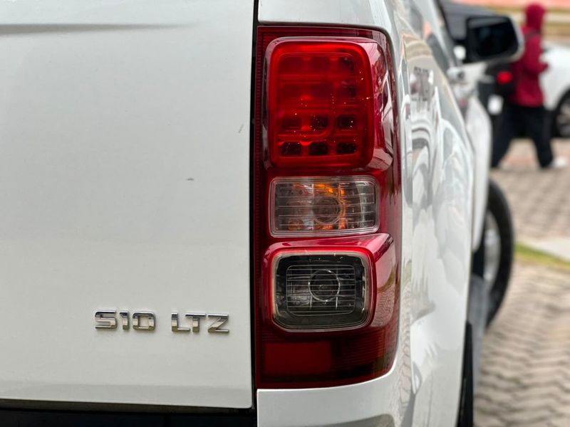 Chevrolet S-10 Pick-up LTZ 2.8 TDI 4×4 CD Dies.Aut 2014/2014 CONCEPT MOTORS PASSO FUNDO / Carros no Vale Chevrolet S-10 Pick-up LTZ 2.8 TDI 4×4 CD Dies.Aut 2014/2014 CONCEPT MOTORS PASSO FUNDO / Carros no Vale
