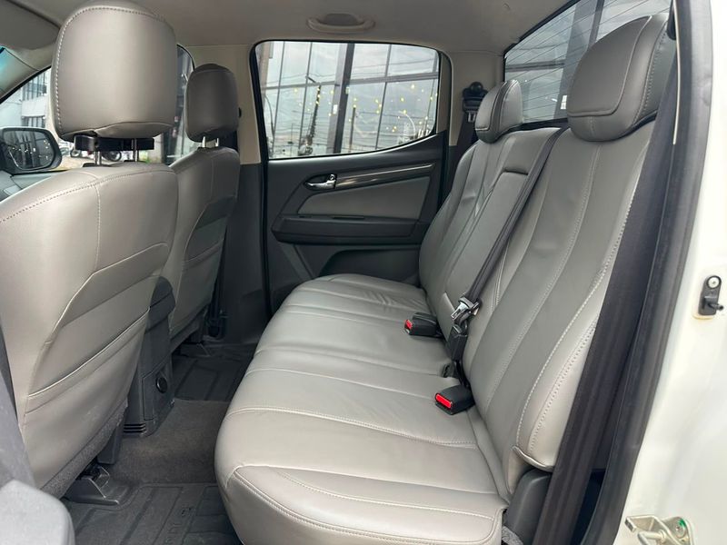 Chevrolet S-10 Pick-up LTZ 2.8 TDI 4×4 CD Dies.Aut 2014/2014 CONCEPT MOTORS PASSO FUNDO / Carros no Vale Chevrolet S-10 Pick-up LTZ 2.8 TDI 4×4 CD Dies.Aut 2014/2014 CONCEPT MOTORS PASSO FUNDO / Carros no Vale