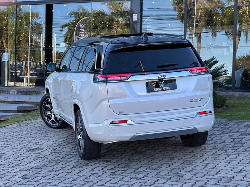 Jeep Commander Overland T270 1.3 TB Flex Aut. 2022/2023 CONCEPT MOTORS PASSO FUNDO / Carros no Vale Jeep Commander Overland T270 1.3 TB Flex Aut. 2022/2023 CONCEPT MOTORS PASSO FUNDO / Carros no Vale