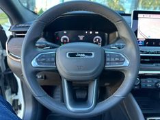 Jeep Commander Overland T270 1.3 TB Flex Aut. 2022/2023 CONCEPT MOTORS PASSO FUNDO / Carros no Vale