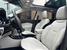 Jeep Compass LIMITED 2.0 4×4 Diesel 16V Aut. 2017/2018 CONCEPT MOTORS PASSO FUNDO / Carros no Vale