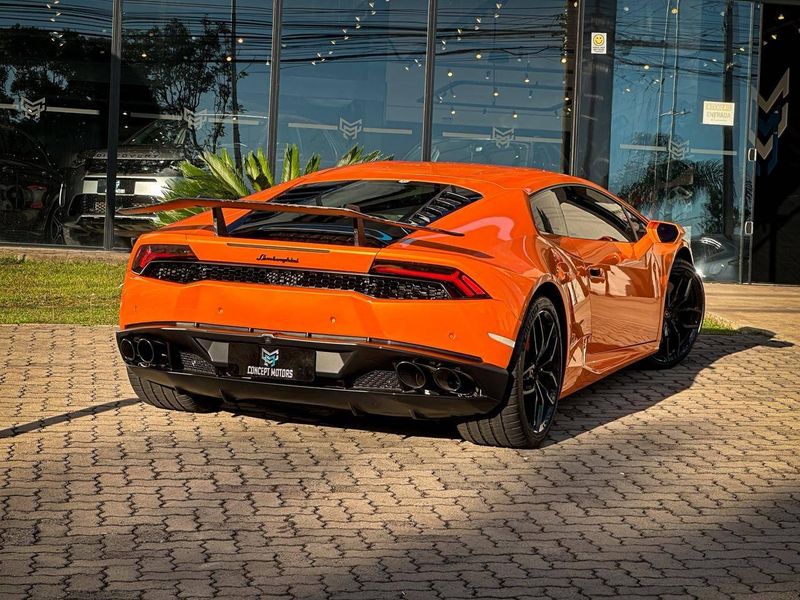 Lamborghini Huracan Coupe LP 610-4 2017/2017 CONCEPT MOTORS PASSO FUNDO / Carros no Vale Lamborghini Huracan Coupe LP 610-4 2017/2017 CONCEPT MOTORS PASSO FUNDO / Carros no Vale