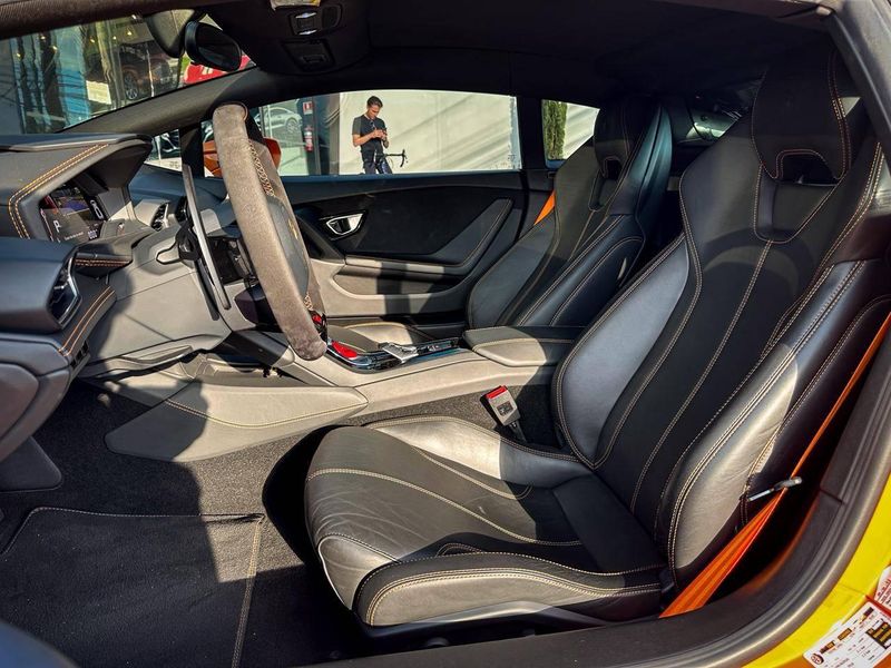 Lamborghini Huracan Coupe LP 610-4 2017/2017 CONCEPT MOTORS PASSO FUNDO / Carros no Vale Lamborghini Huracan Coupe LP 610-4 2017/2017 CONCEPT MOTORS PASSO FUNDO / Carros no Vale