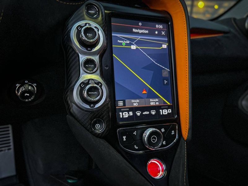 Mclaren 720S Coupe 4.0 Bi-Turbo V8 2p 2018/2019 CONCEPT MOTORS PASSO FUNDO / Carros no Vale