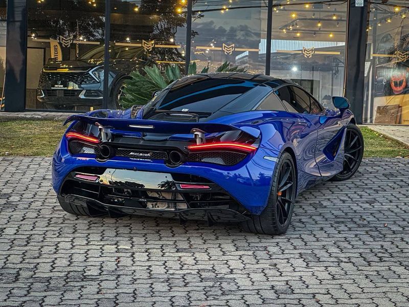 Mclaren 720S Coupe 4.0 Bi-Turbo V8 2p 2018/2019 CONCEPT MOTORS PASSO FUNDO / Carros no Vale