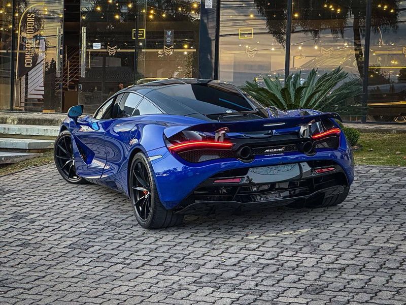 Mclaren 720S Coupe 4.0 Bi-Turbo V8 2p 2018/2019 CONCEPT MOTORS PASSO FUNDO / Carros no Vale