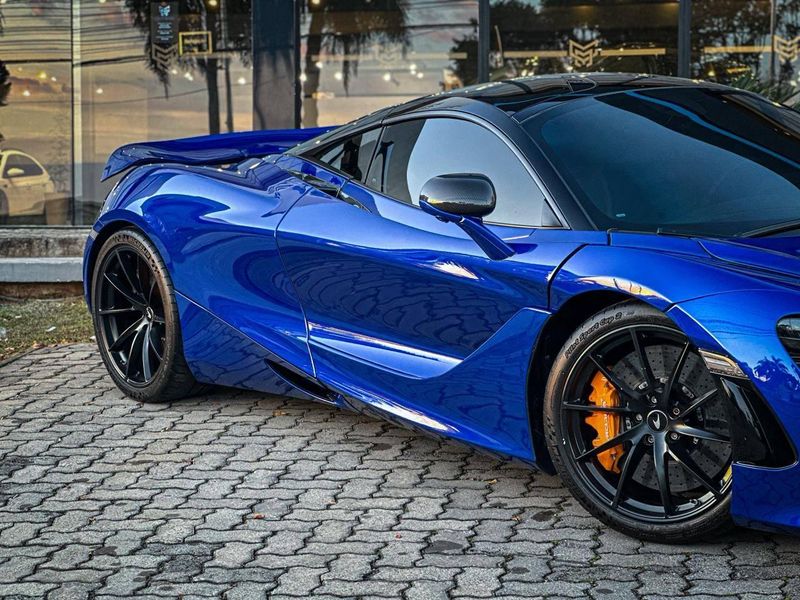 Mclaren 720S Coupe 4.0 Bi-Turbo V8 2p 2018/2019 CONCEPT MOTORS PASSO FUNDO / Carros no Vale