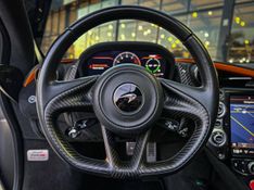 Mclaren 720S Coupe 4.0 Bi-Turbo V8 2p 2018/2019 CONCEPT MOTORS PASSO FUNDO / Carros no Vale