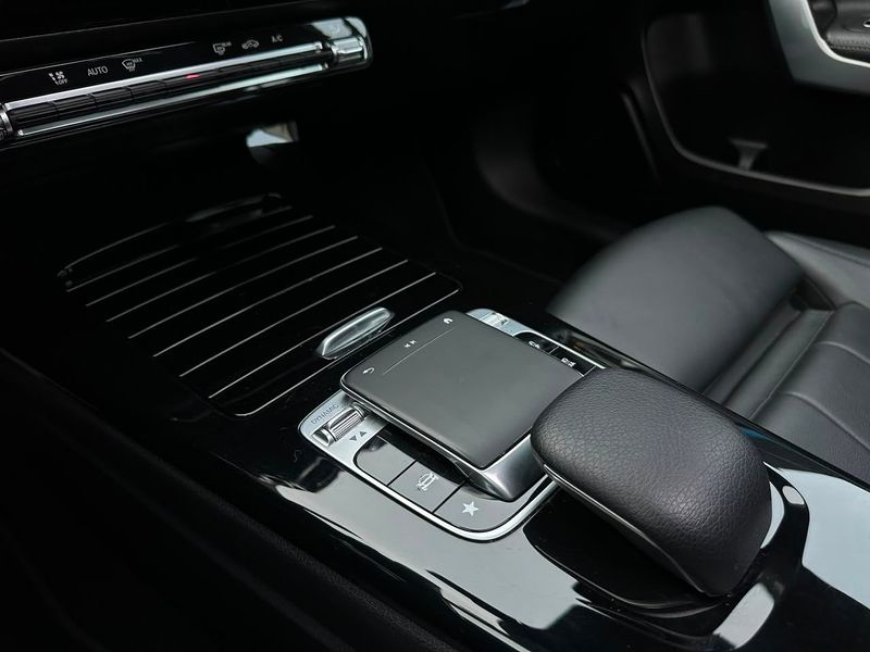 Mercedes-Benz A 200 A 1.3 TB Advance Aut. 2019/2020 CONCEPT MOTORS PASSO FUNDO / Carros no Vale