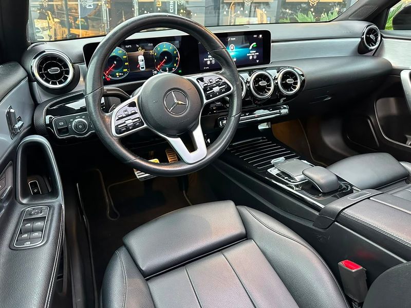 Mercedes-Benz A 200 A 1.3 TB Advance Aut. 2019/2020 CONCEPT MOTORS PASSO FUNDO / Carros no Vale