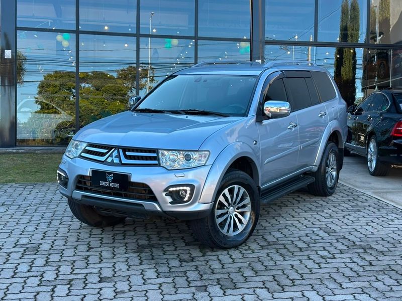 Mitsubishi Pajero HPE 3.2 4×4 T.I Dies 5p Aut. 2017/2017 CONCEPT MOTORS PASSO FUNDO / Carros no Vale