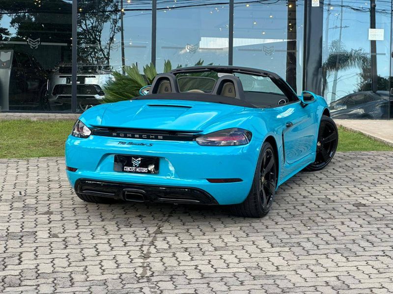 Porsche 718 Boxster S 2.5 350cv 2016/2017 CONCEPT MOTORS PASSO FUNDO / Carros no Vale Porsche 718 Boxster S 2.5 350cv 2016/2017 CONCEPT MOTORS PASSO FUNDO / Carros no Vale
