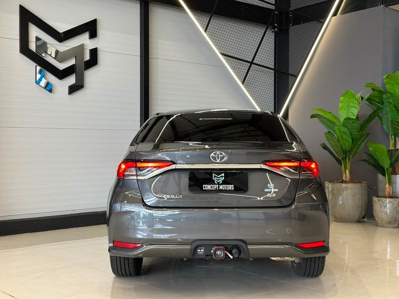 Toyota Corolla XEi 2.0 Flex 16V Aut. 2024/2024 CONCEPT MOTORS PASSO FUNDO / Carros no Vale