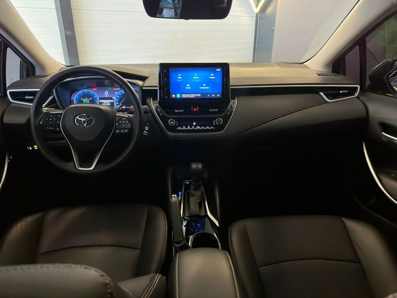 Toyota Corolla XEi 2.0 Flex 16V Aut. 2024/2024 CONCEPT MOTORS PASSO FUNDO / Carros no Vale