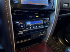 Toyota Hilux SW4 SRV 4×2 2.7 Flex 16V Aut. 2018/2019 CONCEPT MOTORS PASSO FUNDO / Carros no Vale