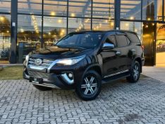 Toyota Hilux SW4 SRV 4×2 2.7 Flex 16V Aut. 2018/2019 CONCEPT MOTORS PASSO FUNDO / Carros no Vale