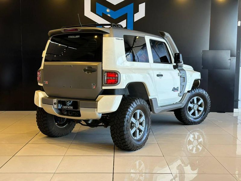 Troller T4 4×4 3.2 20V Tdi Cap RÃ­gida Diesel 2017/2017 CONCEPT MOTORS PASSO FUNDO / Carros no Vale