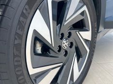 Volkswagen Nivus Highline 1.0 200 TSI Flex Aut. 2025/2025 CONCEPT MOTORS PASSO FUNDO / Carros no Vale