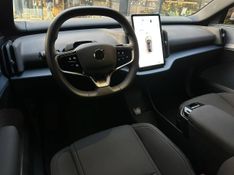 Volvo EX30 E60 Core (ElÃ©trico) 2024/2024 CONCEPT MOTORS PASSO FUNDO / Carros no Vale