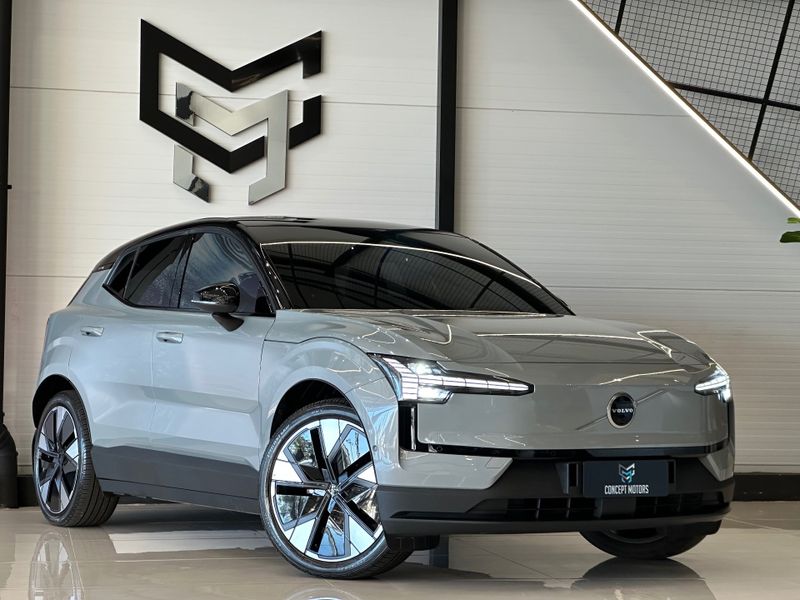 Volvo EX30 E60 Ultra (ElÃ©trico) 2025/2025 CONCEPT MOTORS PASSO FUNDO / Carros no Vale