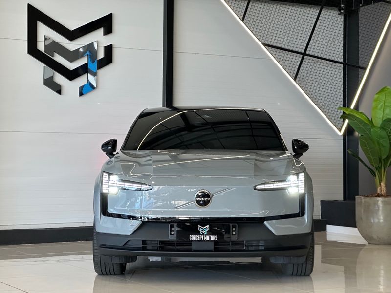 Volvo EX30 E60 Ultra (ElÃ©trico) 2025/2025 CONCEPT MOTORS PASSO FUNDO / Carros no Vale