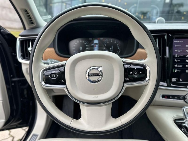 Volvo S90 T-8 INSCRIPT 2.0 AWD (HÃbrido) 2019/2020 CONCEPT MOTORS PASSO FUNDO / Carros no Vale Volvo S90 T-8 INSCRIPT 2.0 AWD (HÃbrido) 2019/2020 CONCEPT MOTORS PASSO FUNDO / Carros no Vale