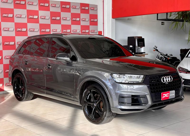 Audi Q7 3.0 V6 TDI Quat.Tip Die./Perfor. 2019/2019 PC VEÍCULOS SANTA CRUZ DO SUL / Carros no Vale Audi Q7 3.0 V6 TDI Quat.Tip Die./Perfor. 2019/2019 PC VEÍCULOS SANTA CRUZ DO SUL / Carros no Vale