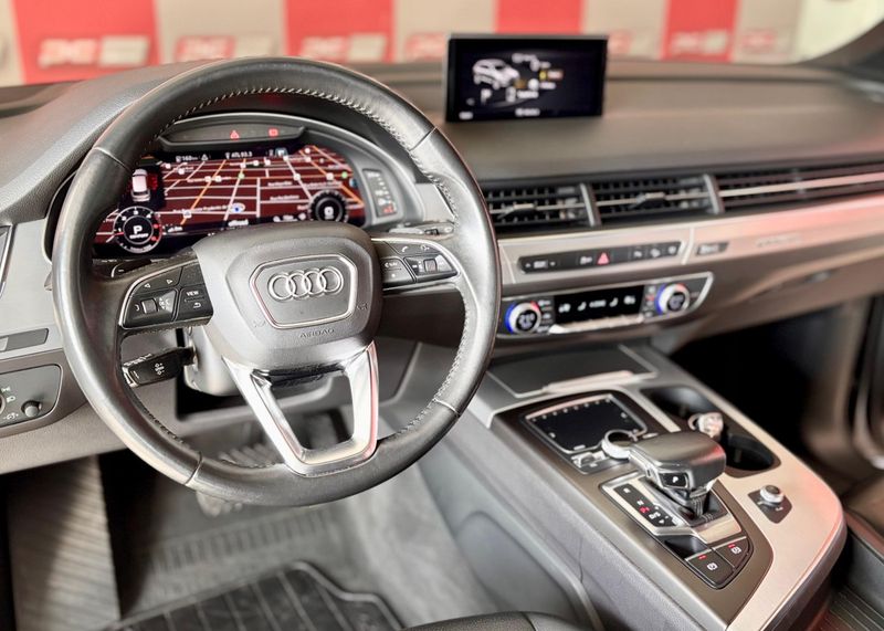 Audi Q7 3.0 V6 TDI Quat.Tip Die./Perfor. 2019/2019 PC VEÍCULOS SANTA CRUZ DO SUL / Carros no Vale Audi Q7 3.0 V6 TDI Quat.Tip Die./Perfor. 2019/2019 PC VEÍCULOS SANTA CRUZ DO SUL / Carros no Vale