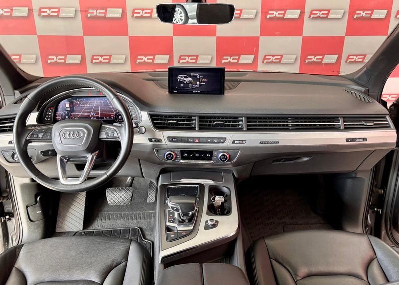 Audi Q7 3.0 V6 TDI Quat.Tip Die./Perfor. 2019/2019 PC VEÍCULOS SANTA CRUZ DO SUL / Carros no Vale Audi Q7 3.0 V6 TDI Quat.Tip Die./Perfor. 2019/2019 PC VEÍCULOS SANTA CRUZ DO SUL / Carros no Vale