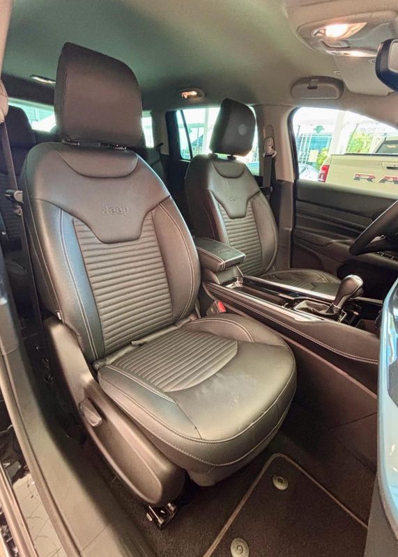 Jeep Commander Longitude T270 1.3 TB 2024/2025 PC VEÍCULOS SANTA CRUZ DO SUL / Carros no Vale