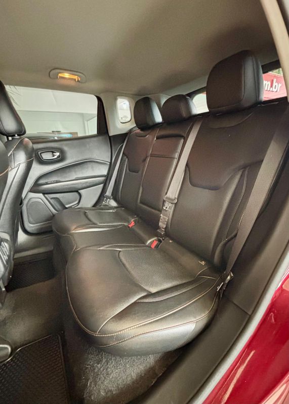 Jeep COMPASS LIMITED 2.0 4×4 16V 2019/2019 PC VEÍCULOS SANTA CRUZ DO SUL / Carros no Vale Jeep COMPASS LIMITED 2.0 4×4 16V 2019/2019 PC VEÍCULOS SANTA CRUZ DO SUL / Carros no Vale
