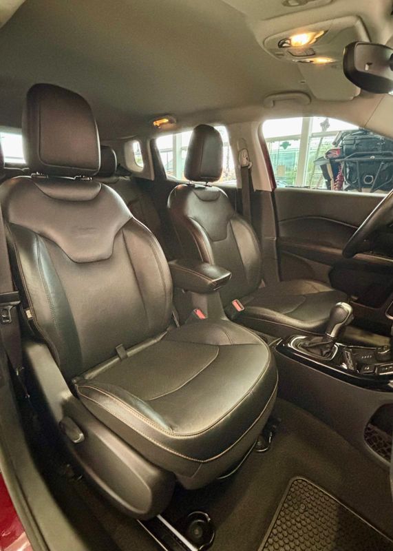 Jeep COMPASS LIMITED 2.0 4×4 16V 2019/2019 PC VEÍCULOS SANTA CRUZ DO SUL / Carros no Vale Jeep COMPASS LIMITED 2.0 4×4 16V 2019/2019 PC VEÍCULOS SANTA CRUZ DO SUL / Carros no Vale