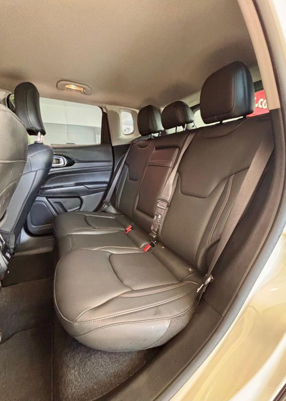 Jeep COMPASS LIMITED T270 1.3 TB 4×2 2023/2024 PC VEÍCULOS SANTA CRUZ DO SUL / Carros no Vale Jeep COMPASS LIMITED T270 1.3 TB 4×2 2023/2024 PC VEÍCULOS SANTA CRUZ DO SUL / Carros no Vale