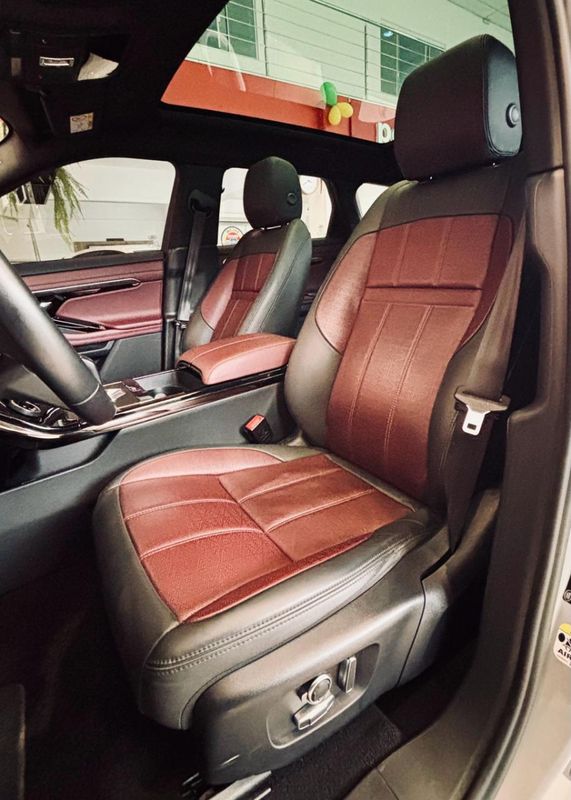 Land Rover Range R.EVOQUE Si4 HSE Dyn 2.0/ 2023/2023 PC VEÍCULOS SANTA CRUZ DO SUL / Carros no Vale Land Rover Range R.EVOQUE Si4 HSE Dyn 2.0/ 2023/2023 PC VEÍCULOS SANTA CRUZ DO SUL / Carros no Vale