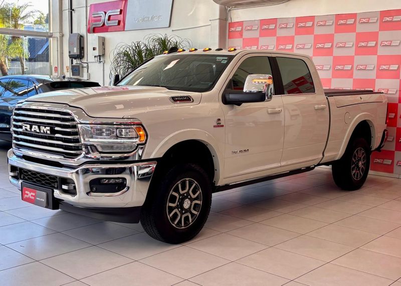 RAM 3500 LIMITED LONGHORN 6.7 TB CD 2024/2024 PC VEÍCULOS SANTA CRUZ DO SUL / Carros no Vale RAM 3500 LIMITED LONGHORN 6.7 TB CD 2024/2024 PC VEÍCULOS SANTA CRUZ DO SUL / Carros no Vale