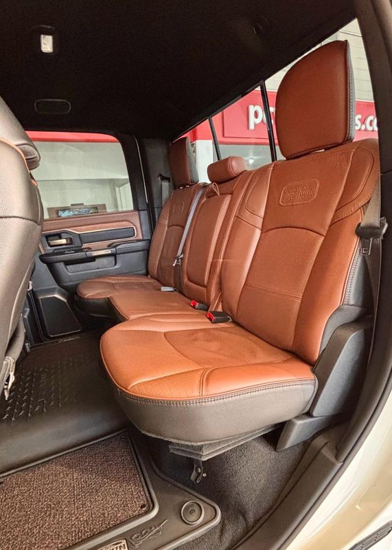RAM 3500 LIMITED LONGHORN 6.7 TB CD 2024/2024 PC VEÍCULOS SANTA CRUZ DO SUL / Carros no Vale RAM 3500 LIMITED LONGHORN 6.7 TB CD 2024/2024 PC VEÍCULOS SANTA CRUZ DO SUL / Carros no Vale