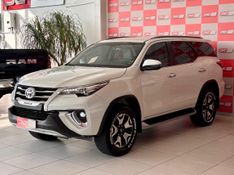 Toyota Hilux SW4 SRX Diamo 4×4 2.8 TB Die 2018/2019 PC VEÍCULOS SANTA CRUZ DO SUL / Carros no Vale