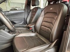 VOLKSWAGEN TIGUAN Allspac R-Line 350 TSI 2.0 4×4 2018/2018 PC VEÍCULOS SANTA CRUZ DO SUL / Carros no Vale