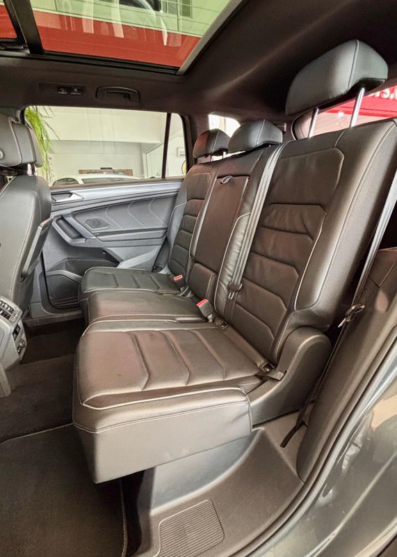 VOLKSWAGEN TIGUAN Allspac R-Line 350 TSI 2.0 4×4 2018/2018 PC VEÍCULOS SANTA CRUZ DO SUL / Carros no Vale
