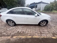 CHEVROLET CRUZE LT 1.8 16V FLEXPOWER 4P AUT. 2013/2013 ELY AUTOMÓVEIS LAJEADO / Carros no Vale