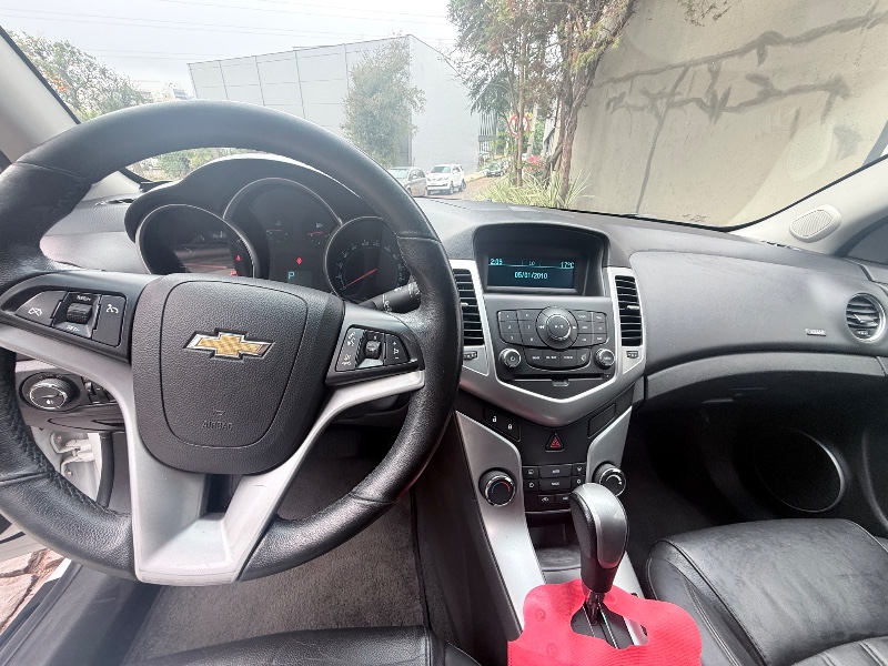 CHEVROLET CRUZE LT 1.8 16V FLEXPOWER 4P AUT. 2013/2013 ELY AUTOMÓVEIS LAJEADO / Carros no Vale