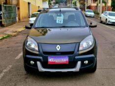 RENAULT SANDERO 1.6 STEPWAY 8V 2014/2014 CRUZEIRO MULTIMARCAS CRUZEIRO DO SUL / Carros no Vale