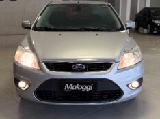FORD FOCUS 2.0 16V FLEX. 2013/2013 MALAGGI VEÍCULOS ENCANTADO / Carros no Vale