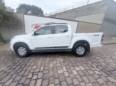 CHEVROLET S10 2.5 4X4 2015/2015 ELY AUTOMÓVEIS LAJEADO / Carros no Vale